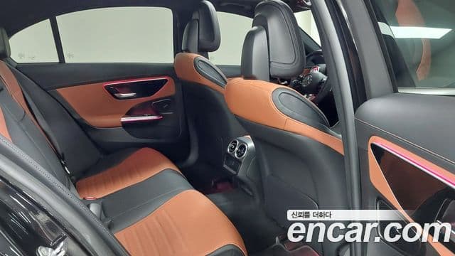 Mercedes-Benz C-Class 2023 — Фото 6/20