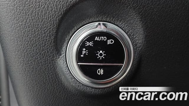 Mercedes-Benz C-Class 2023 — Фото 14/20