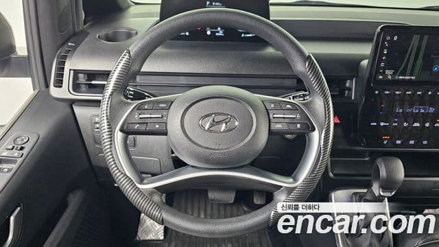 Hyundai Staria 2023 — Фото 14/20