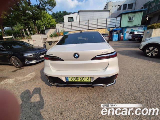 BMW 7 Series 2024 — Şəkil 2/5
