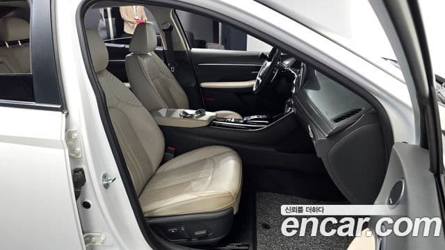 Hyundai Sonata Hybrid 2019 — Şəkil 24/31