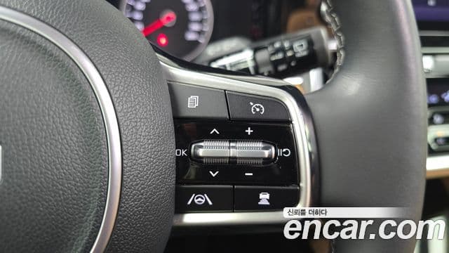 Kia Sorento 2022 — Фото 19/20