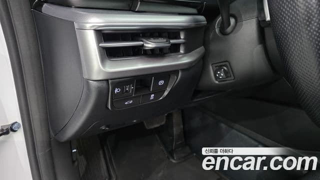 Hyundai Grandeur 2023 — ფოტო 18/20