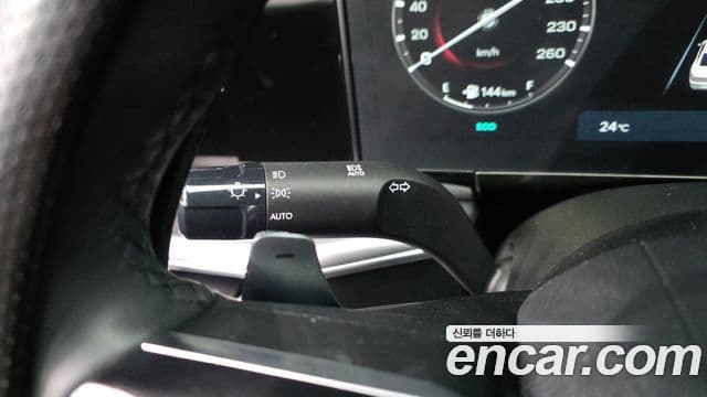 Hyundai Grandeur 2023 — ფოტო 19/20