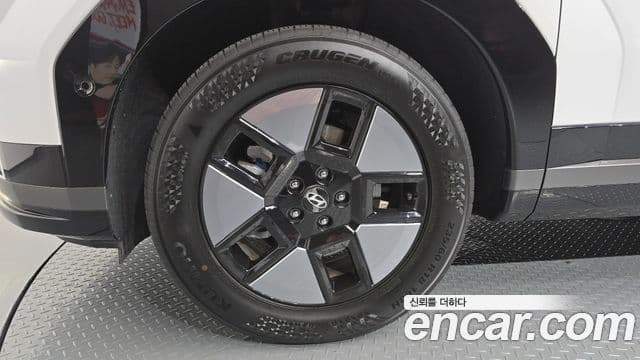 Hyundai Santa Fe 2024 — Şəkil 5/20