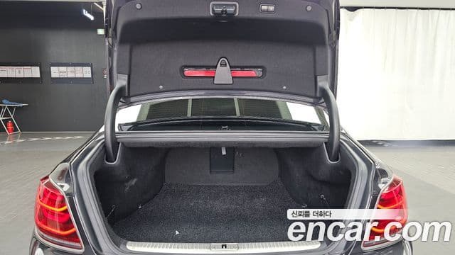 Kia The K9 2018 — Şəkil 20/20