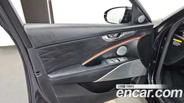 Kia The K9 2018 — Şəkil 27/30