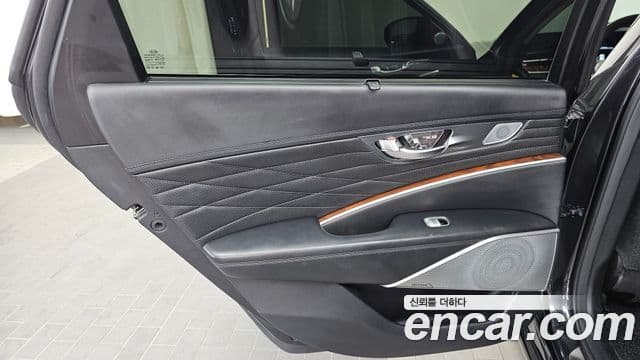 Kia The K9 2018 — Şəkil 8/30