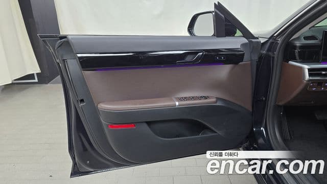Hyundai Grandeur Hybrid 2024 — Photo 30/40
