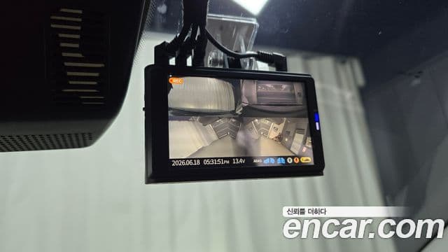 Hyundai Grandeur Hybrid 2024 — Photo 8/40