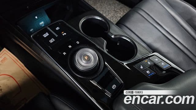 Kia K8 2023 — Şəkil 9/20
