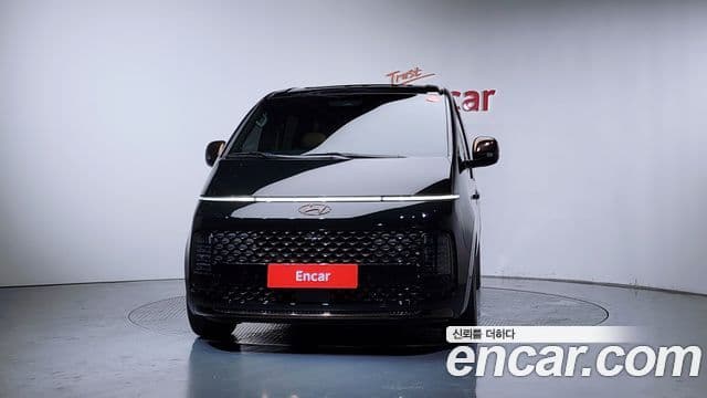 Hyundai Staria 2023 — Şəkil 3/20