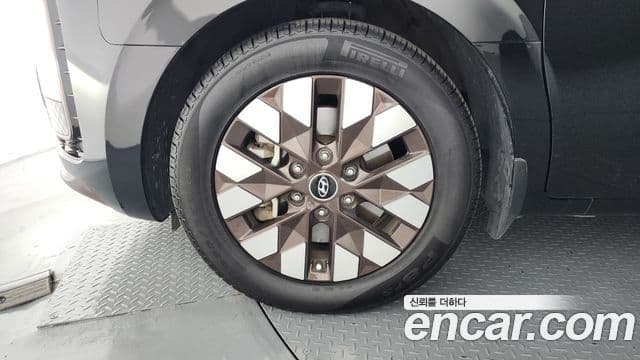 Hyundai Staria 2023 — Şəkil 5/20