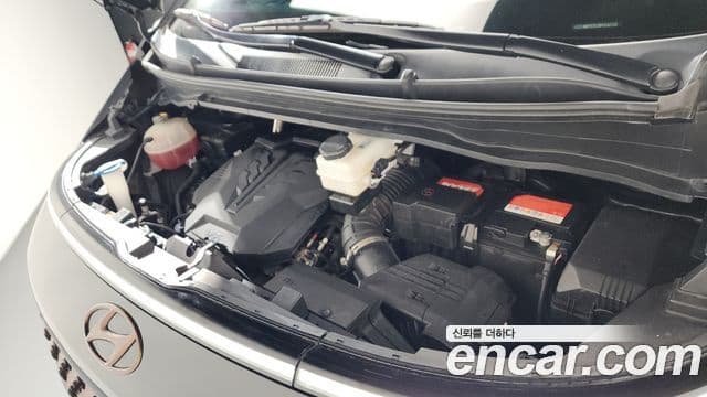 Hyundai Staria 2023 — Şəkil 6/20