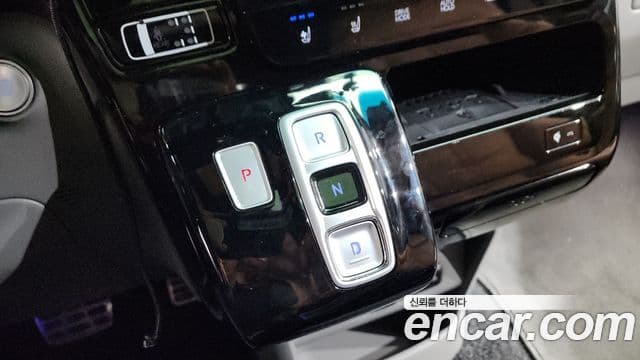 Hyundai Staria 2023 — Şəkil 9/20