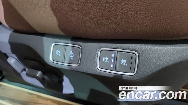 Hyundai Staria 2023 — Şəkil 17/20