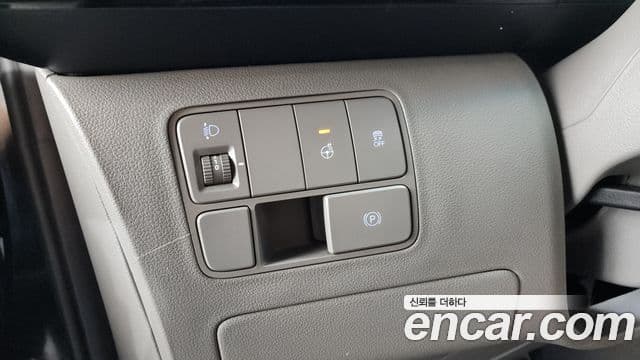 Hyundai Staria 2023 — Şəkil 18/20
