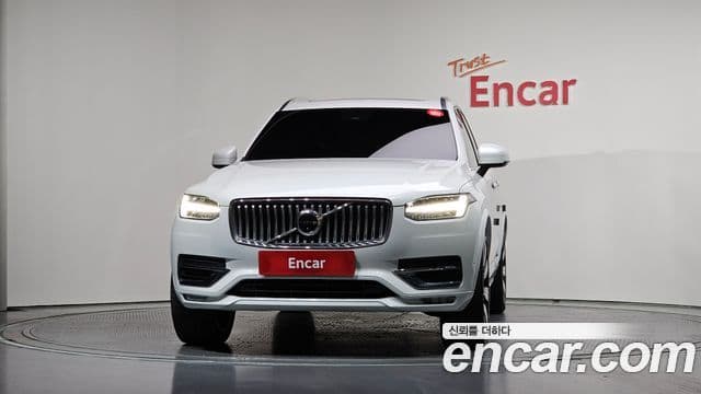 Volvo XC90 2023 — ფოტო 3/20