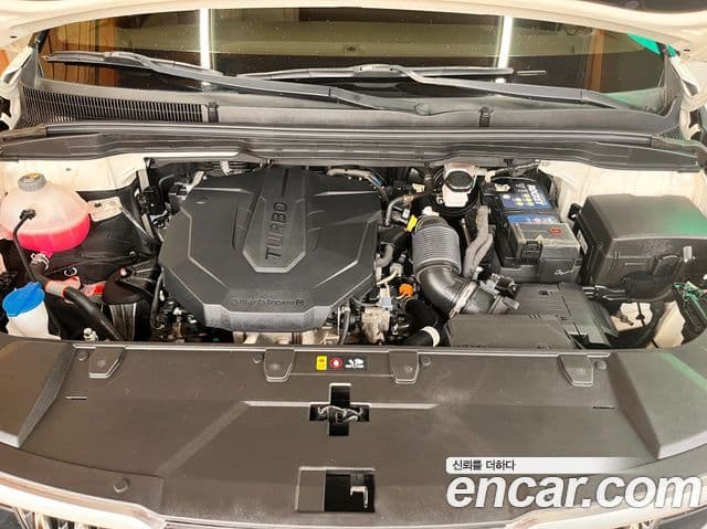Kia Carnival 2021 — фото 5 из 20