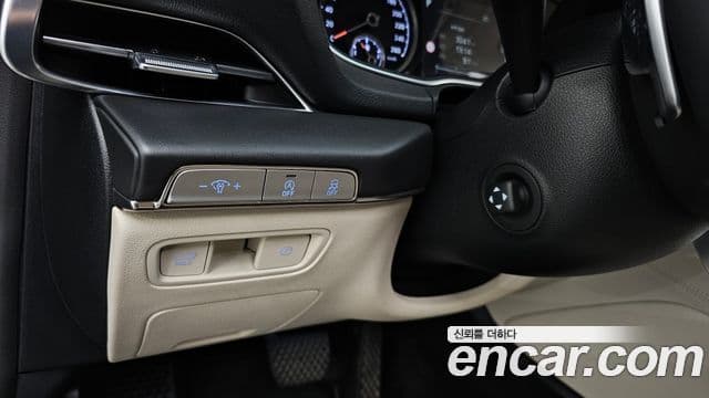 Genesis GV80 2022 — Photo 16/35