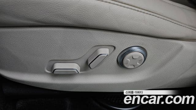 Genesis GV80 2022 — Photo 13/35