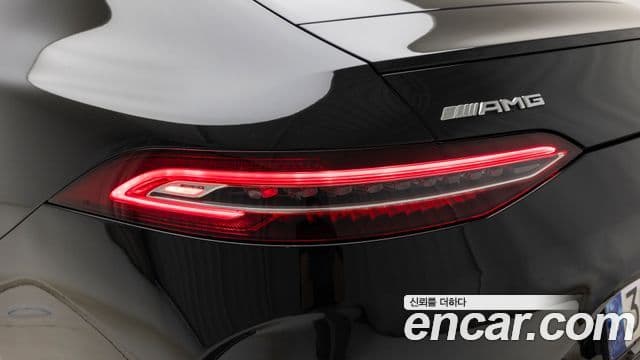Mercedes-Benz AMG GT 2022 — Фото 13/20