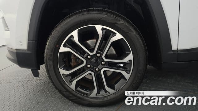 Jeep Compass 2022 — Şəkil 5/20