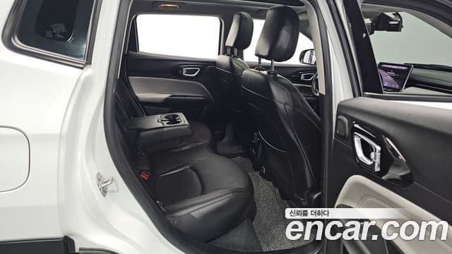 Jeep Compass 2022 — Photo 23/35