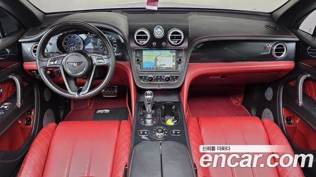 Bentley Bentayga 2018 — Photo 18/20