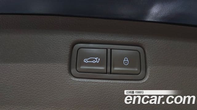 Genesis GV80 2023 — ფოტო 16/34