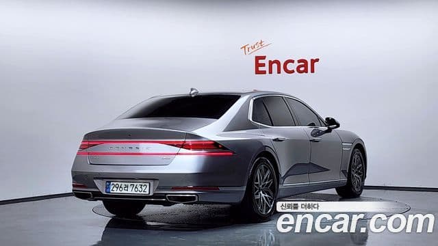 Genesis G90 2023 — ფოტო 2/20