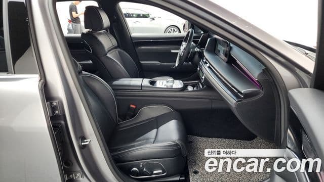 Genesis G90 2023 — Şəkil 33/35