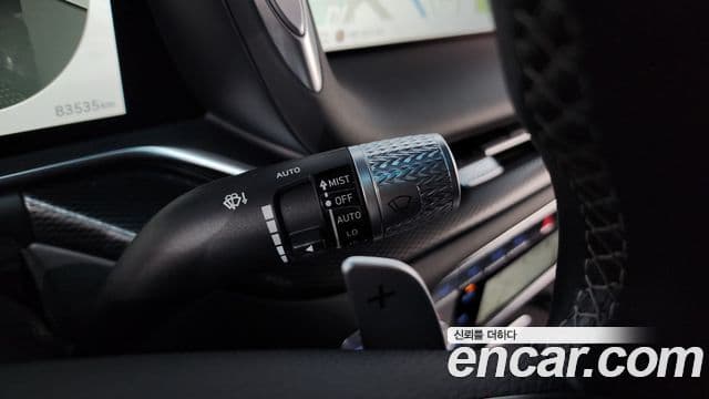 Genesis G90 2023 — Şəkil 14/35