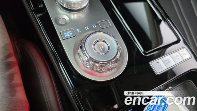 Genesis Electrified G80 2024 — ფოტო 9/20