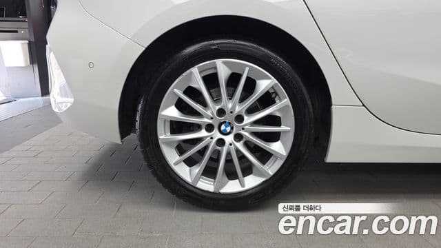 BMW 1 Series 2020 — Şəkil 5/20