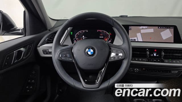 BMW 1 Series 2020 — Şəkil 13/20