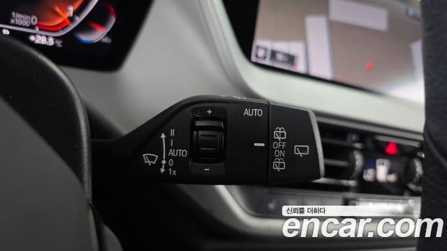 BMW 1 Series 2020 — ფოტო 28/30