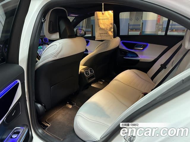 Mercedes-Benz C-Class 2023 — Şəkil 14/14