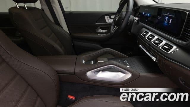 Mercedes-Benz GLE-Class 2023 — Şəkil 7/20