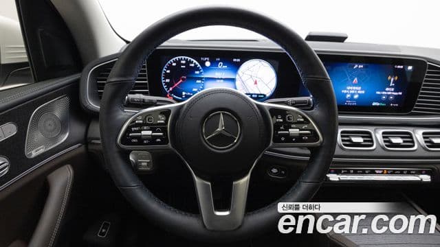 Mercedes-Benz GLE-Class 2023 — Şəkil 11/20