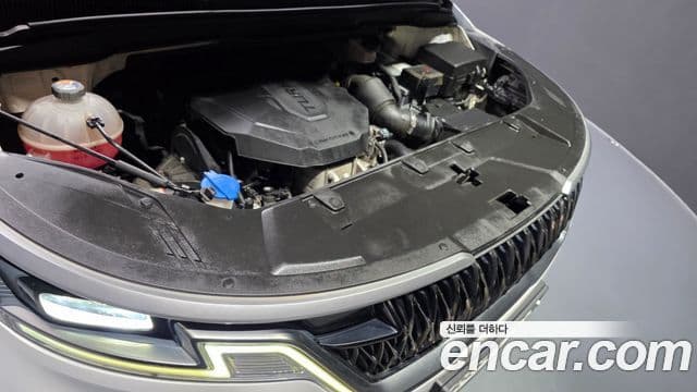 Kia Carnival 2021 — ფოტო 6/20