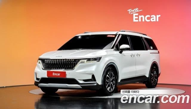 Kia Carnival 2021 — ფოტო 1/20