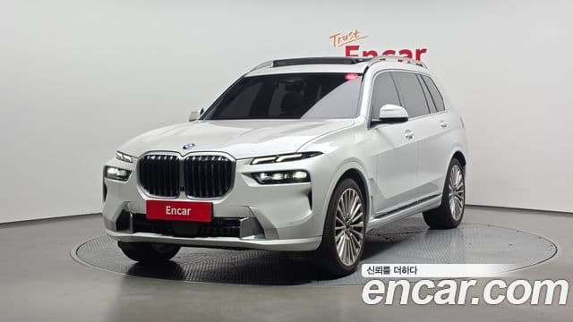 BMW X7 2023 — ფოტო 1/20