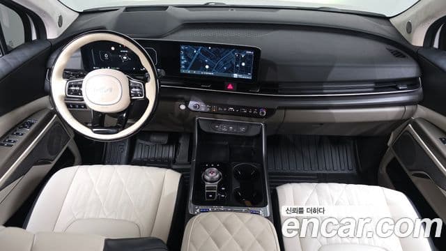 Kia Carnival 2024 — Şəkil 7/20
