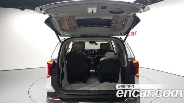 Kia Carnival 2024 — Şəkil 20/20