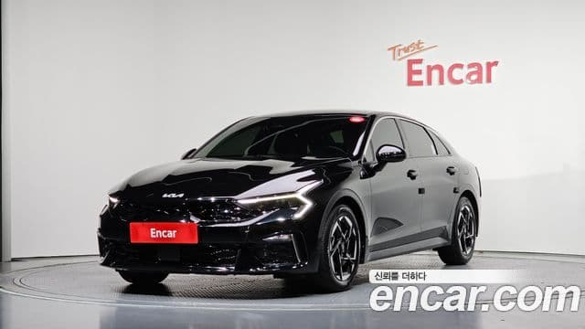 Kia K5 2023 — ფოტო 1/20