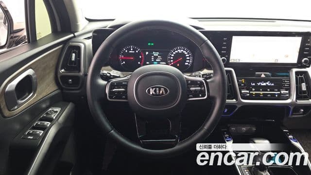 Kia Sorento 2020 — Фото 13/20