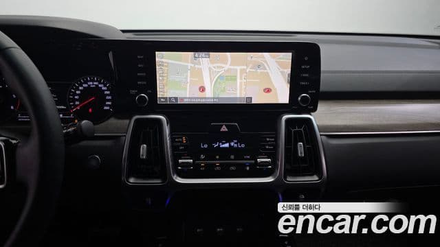 Kia Sorento 2020 — Фото 14/20