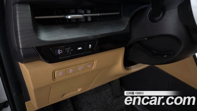 Kia Carnival 2023 — Фото 14/20
