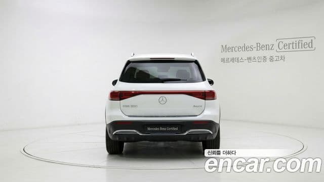 Mercedes-Benz EQB 2025 — ფოტო 4/10